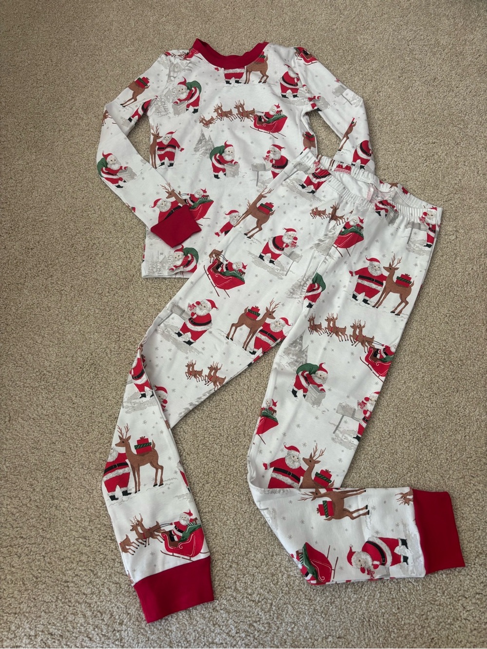 Pottery Barn Kids HERITAGE SANTA Pajama Set Size 8 Organic Cotton Red Cuffs.